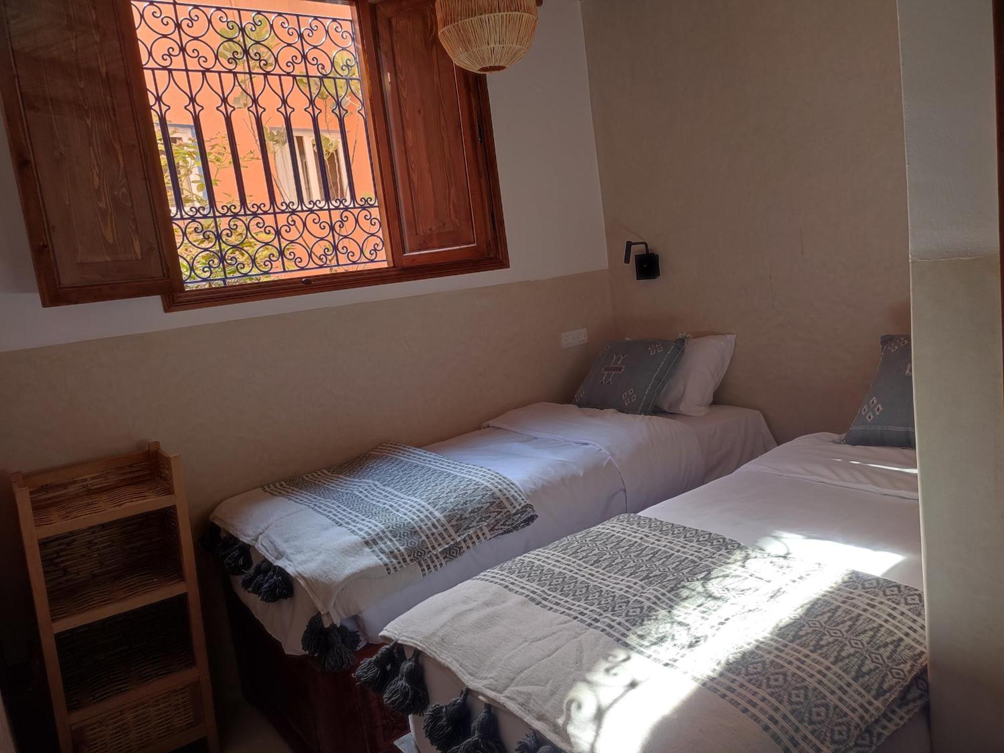Private Room In Apartment Tov Taghazout Bagian luar foto