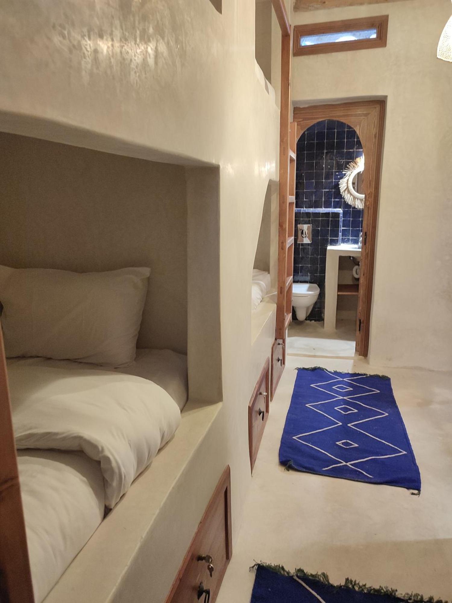 Private Room In Apartment Tov Taghazout Bagian luar foto