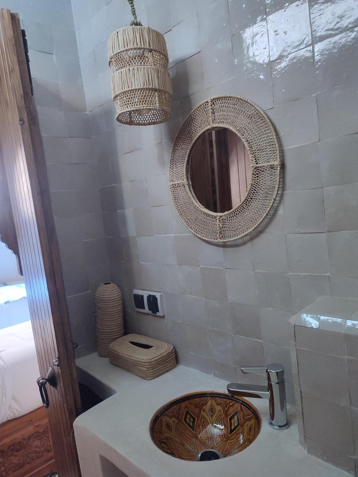 Private Room In Apartment Tov Taghazout Bagian luar foto
