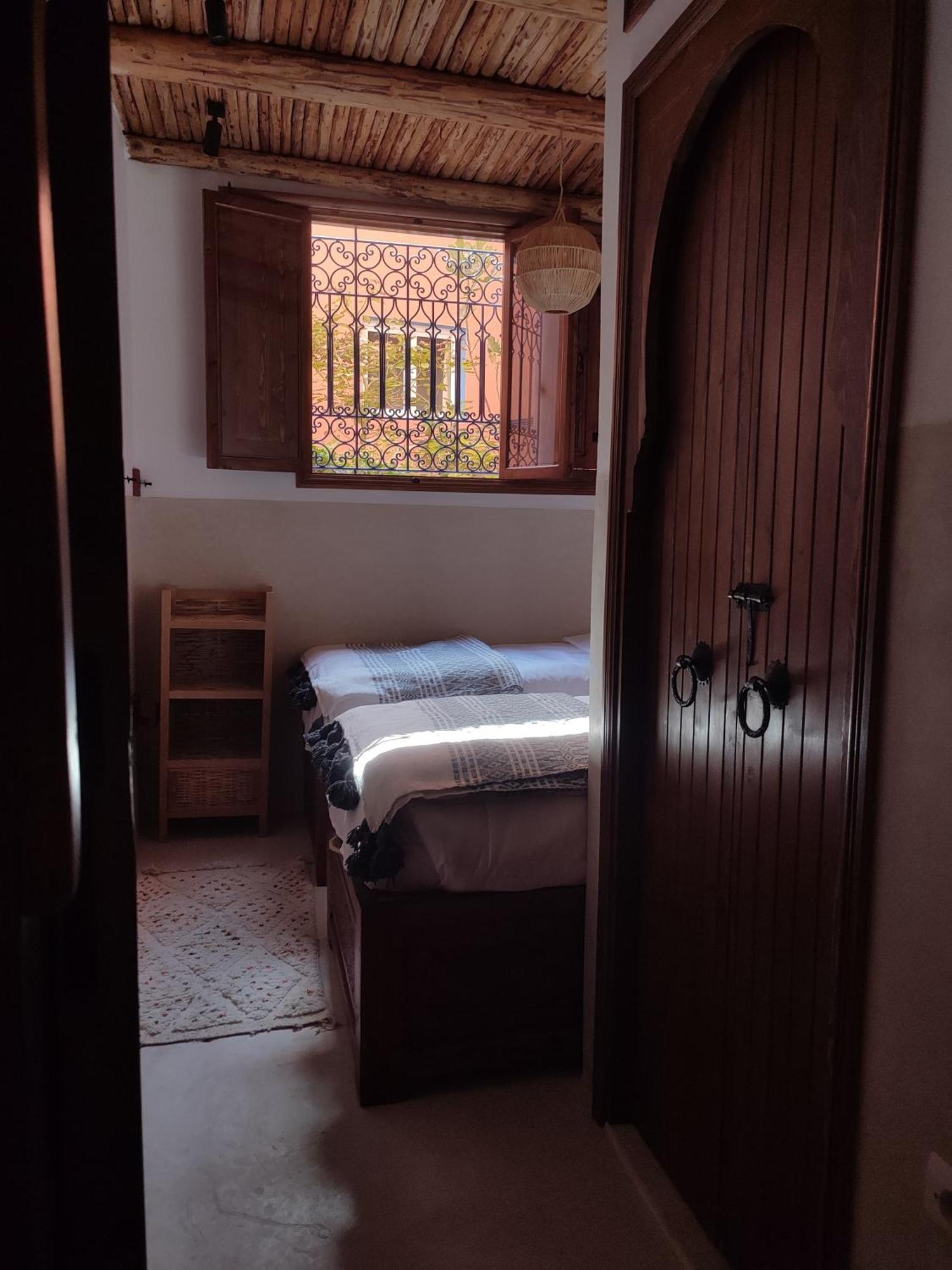 Private Room In Apartment Tov Taghazout Bagian luar foto