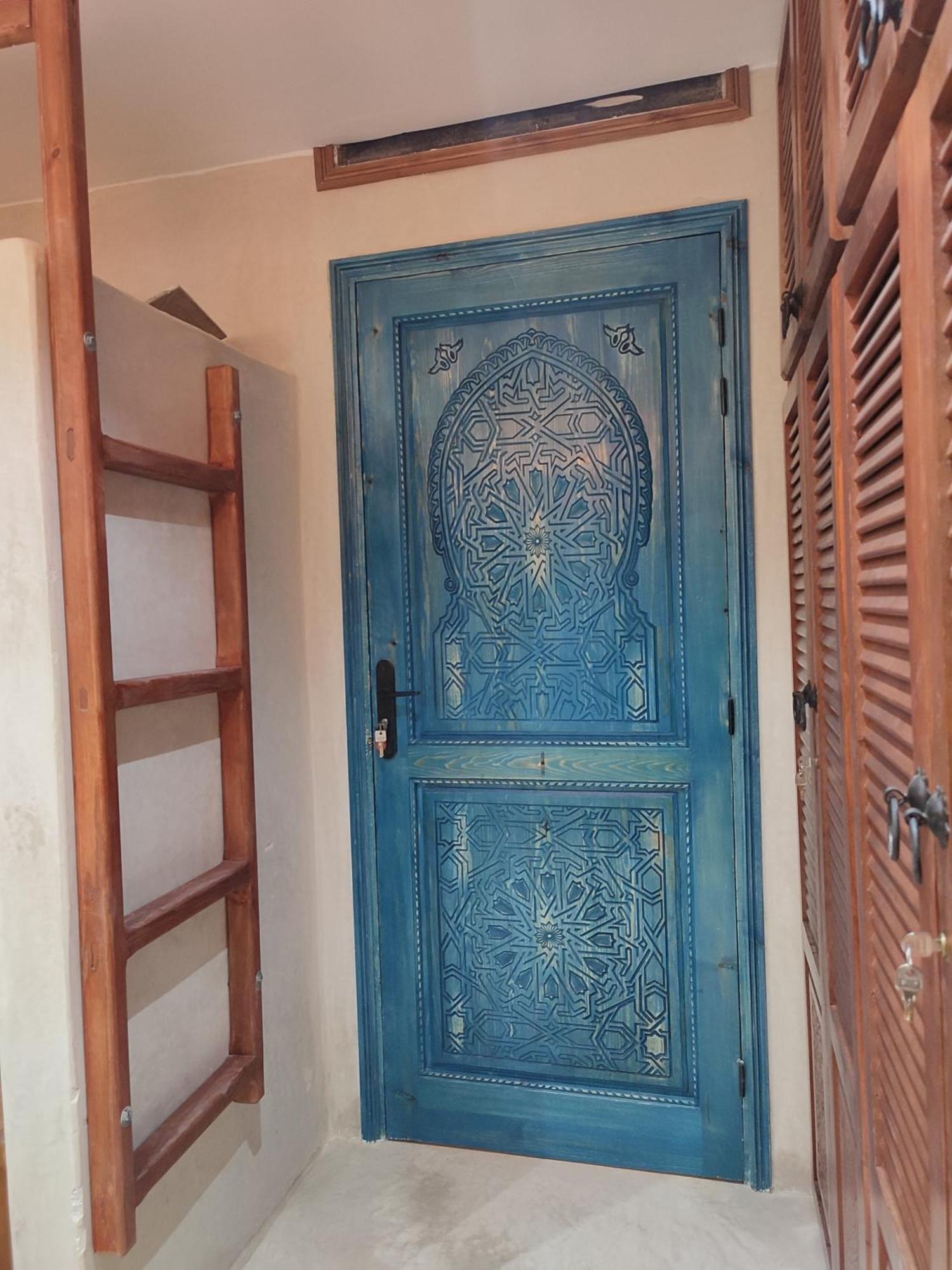 Private Room In Apartment Tov Taghazout Bagian luar foto